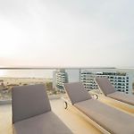 Apartamentos cerca al Mar